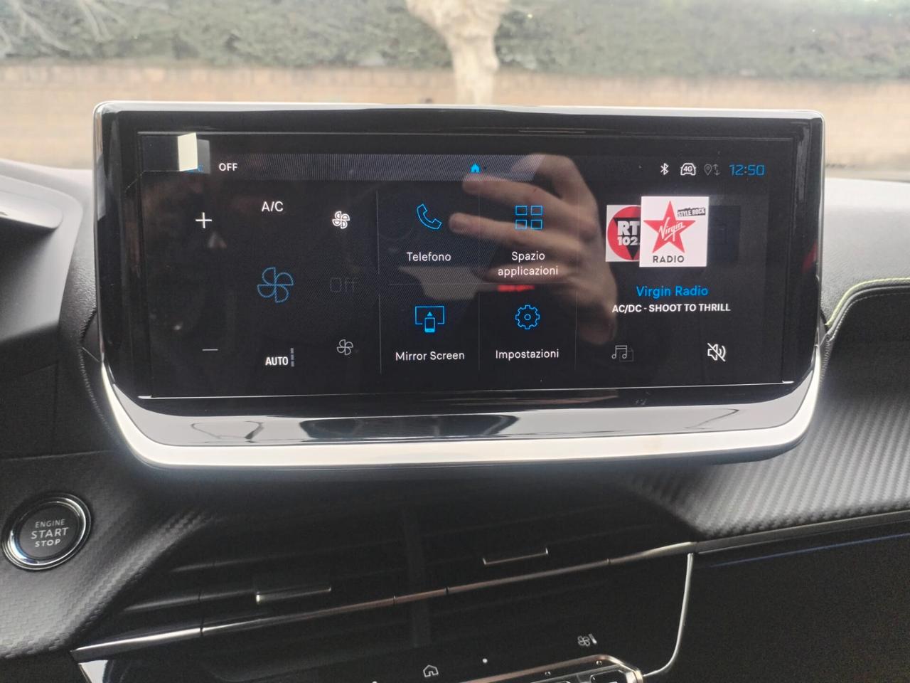 Peugeot 2008 Hybrid 145 e-DCS6 GT