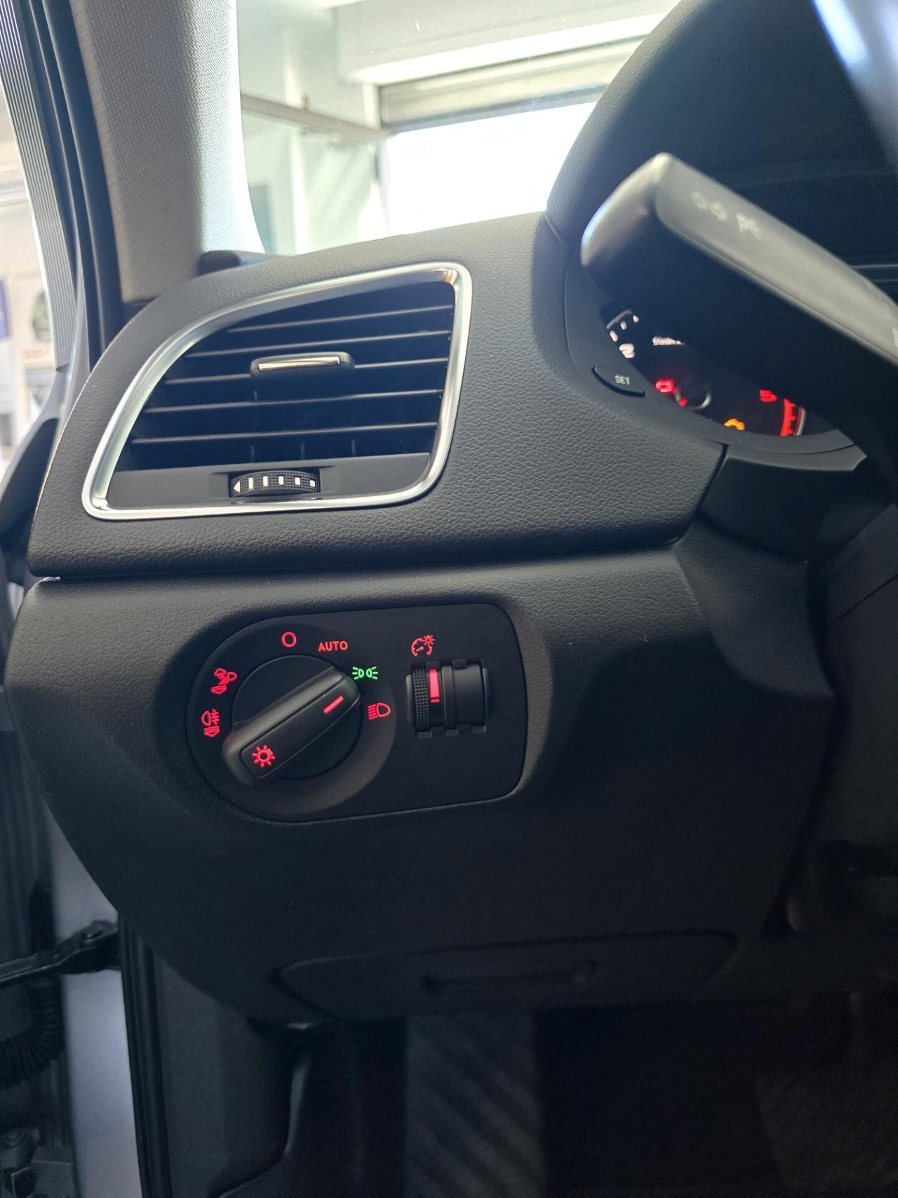 Audi Q3 2.0 TDI 150 CV quattro Sport