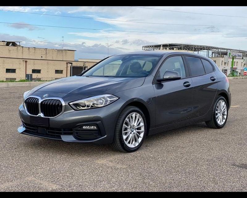 BMW Serie 1 F40 118d Business Advantage auto