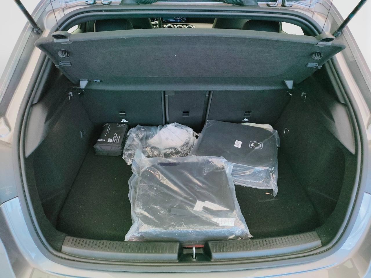 Mercedes-Benz Classe A - W177 2023 - A 250 e phev AMG Line Advanced Plus Digital Edition auto