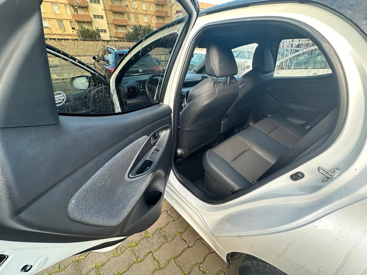 Toyota Yaris 1.5 Hybrid 5 porte Style