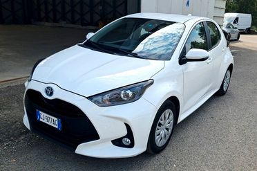 Toyota Yaris 1.5 Hybrid 5 porte Business UNIPRO IVA DEDUCIBILE AUTOCARRO prezzo+IVA
