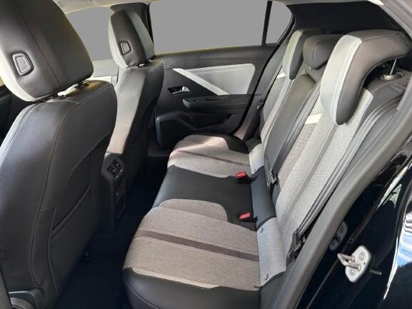 Opel Astra Hybrid 136 CV DCT6 Edition