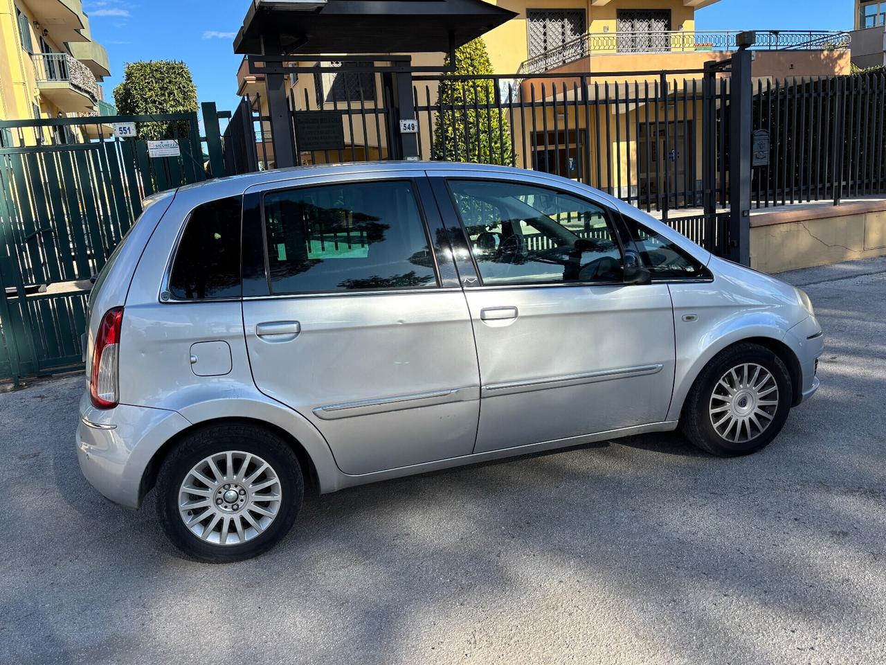 Lancia MUSA 1.3 Mjt 95 CV Platinum