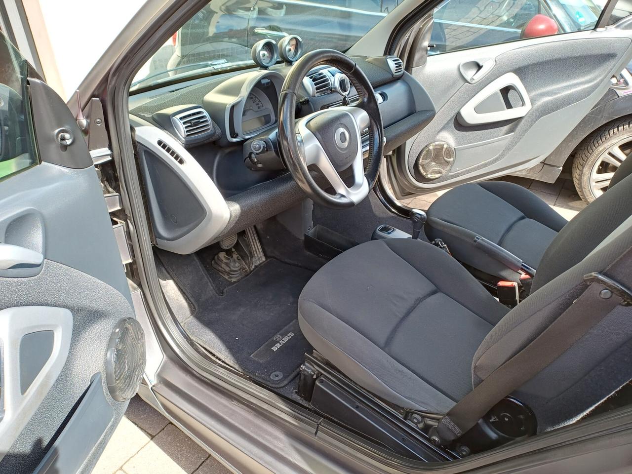 Smart ForTwo 1000 62 kW coupé pulse