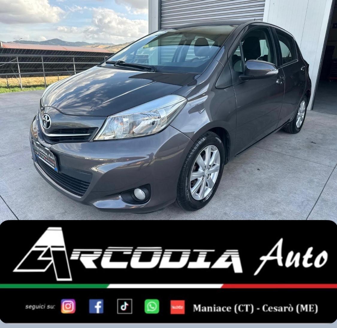 Toyota Yaris 1.4 D-4D 5 porte Lounge