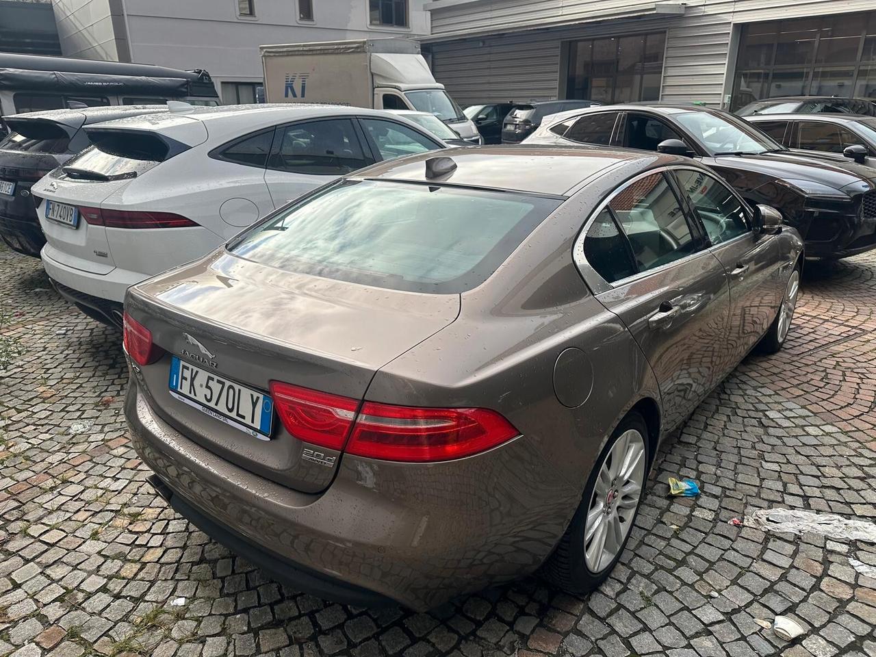 Jaguar XE 2.0 D Turbo 180 CV AWD aut. Prestige