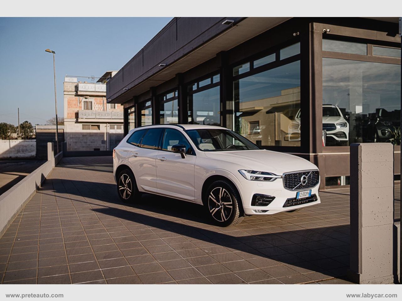 VOLVO XC60 B4