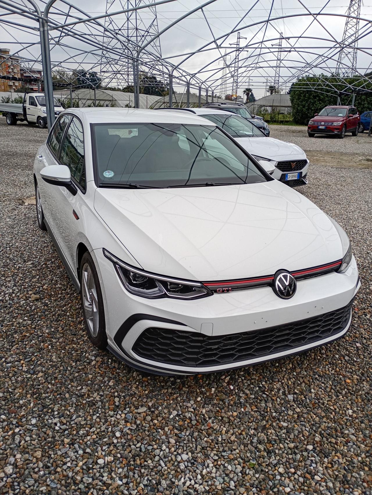 Volkswagen Golf GTI 2.0 TSI DSG