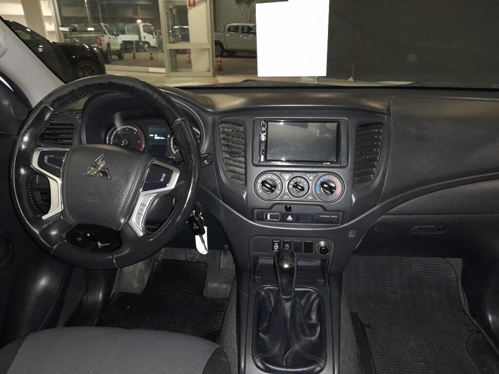 MITSUBISHI L200 (2019-2022) L200 2.3 D Club Cab...