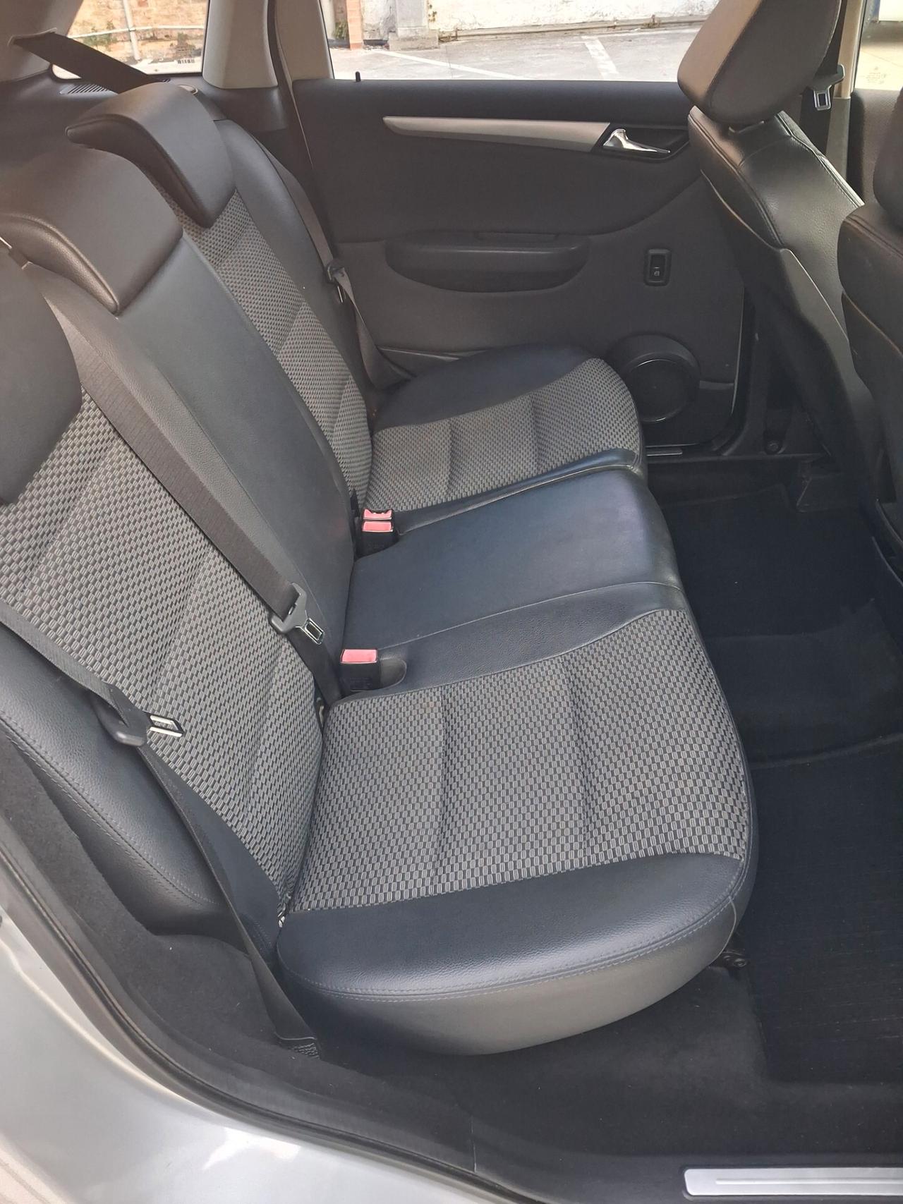Mercedes-benz B 180 CDI Avantgarde Sport