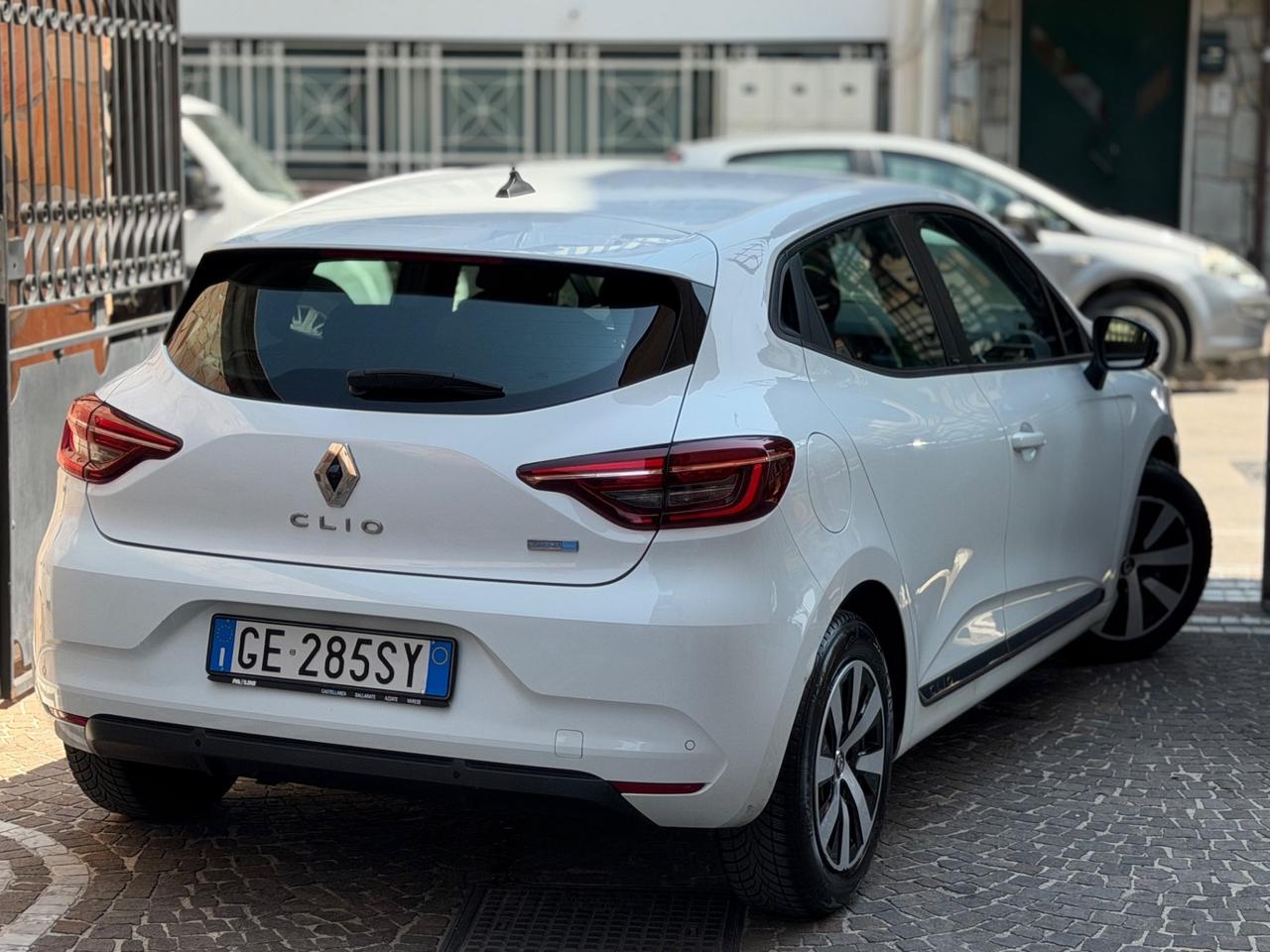 Renault Clio Full Hybrid E-Tech 140 CV 5 porte R.S. Line