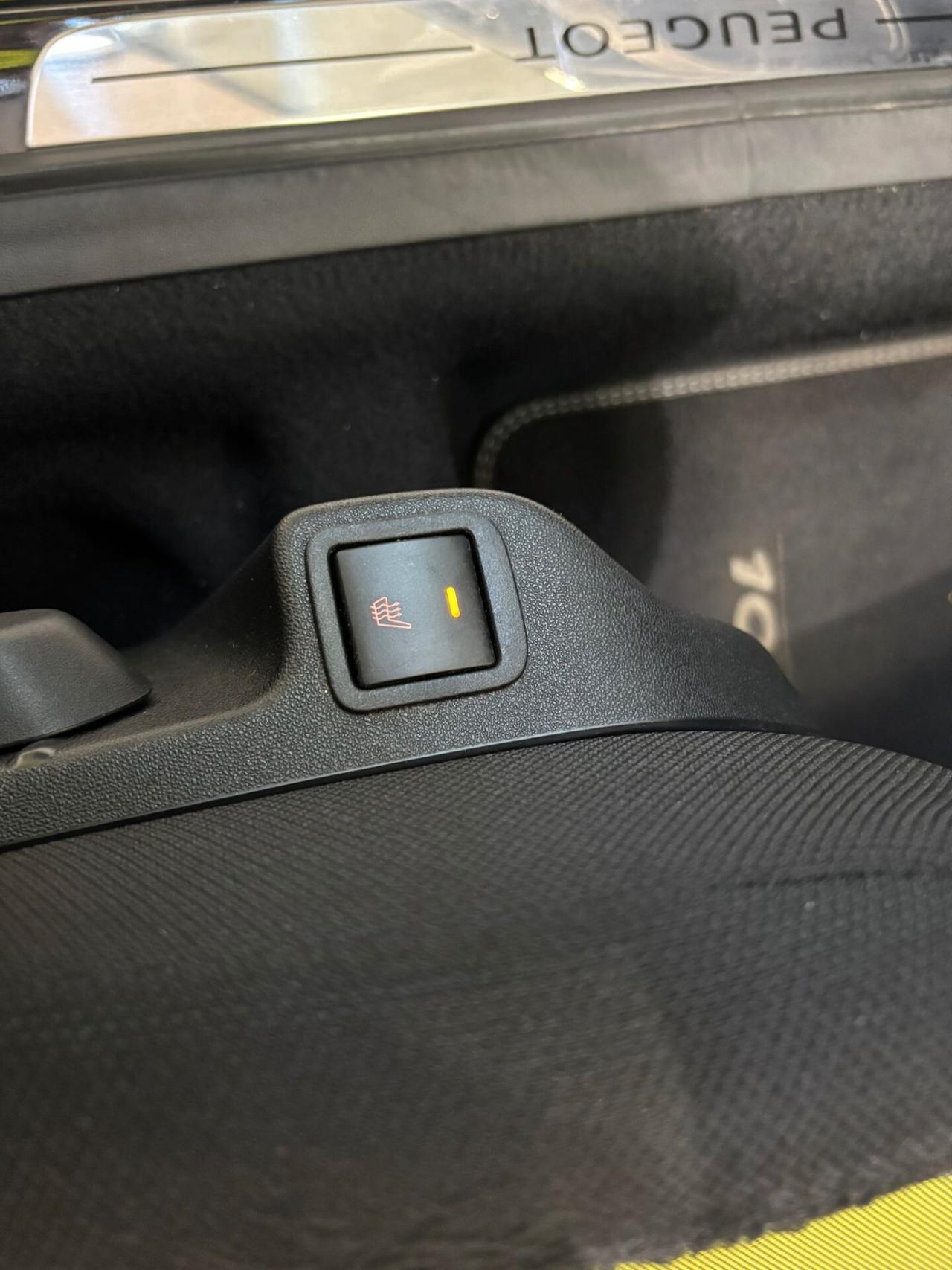 Peugeot 108 VTi 72 S&S 5 porte Allure TOP!