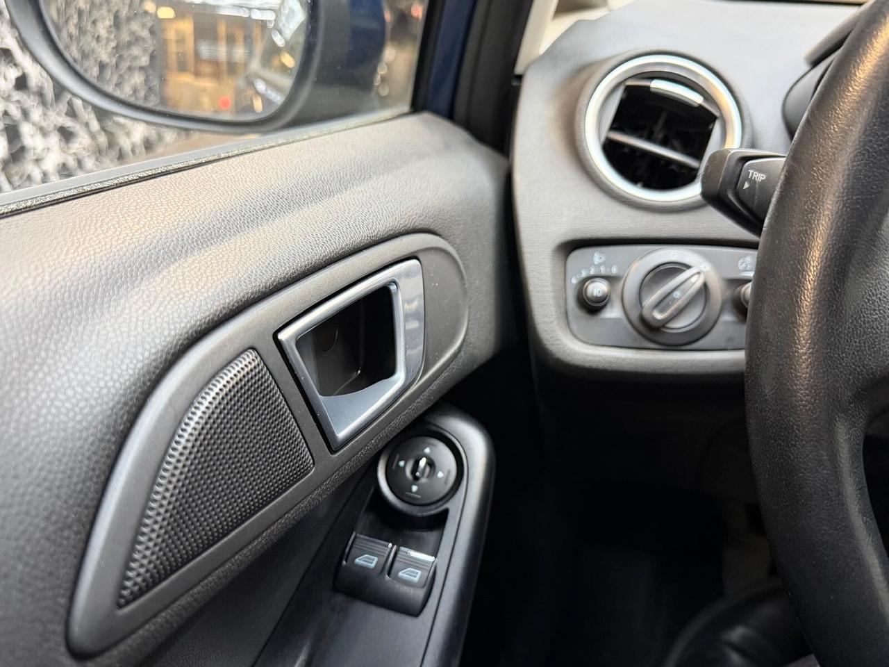 Ford Fiesta 1.0 80CV 3 porte Titanium