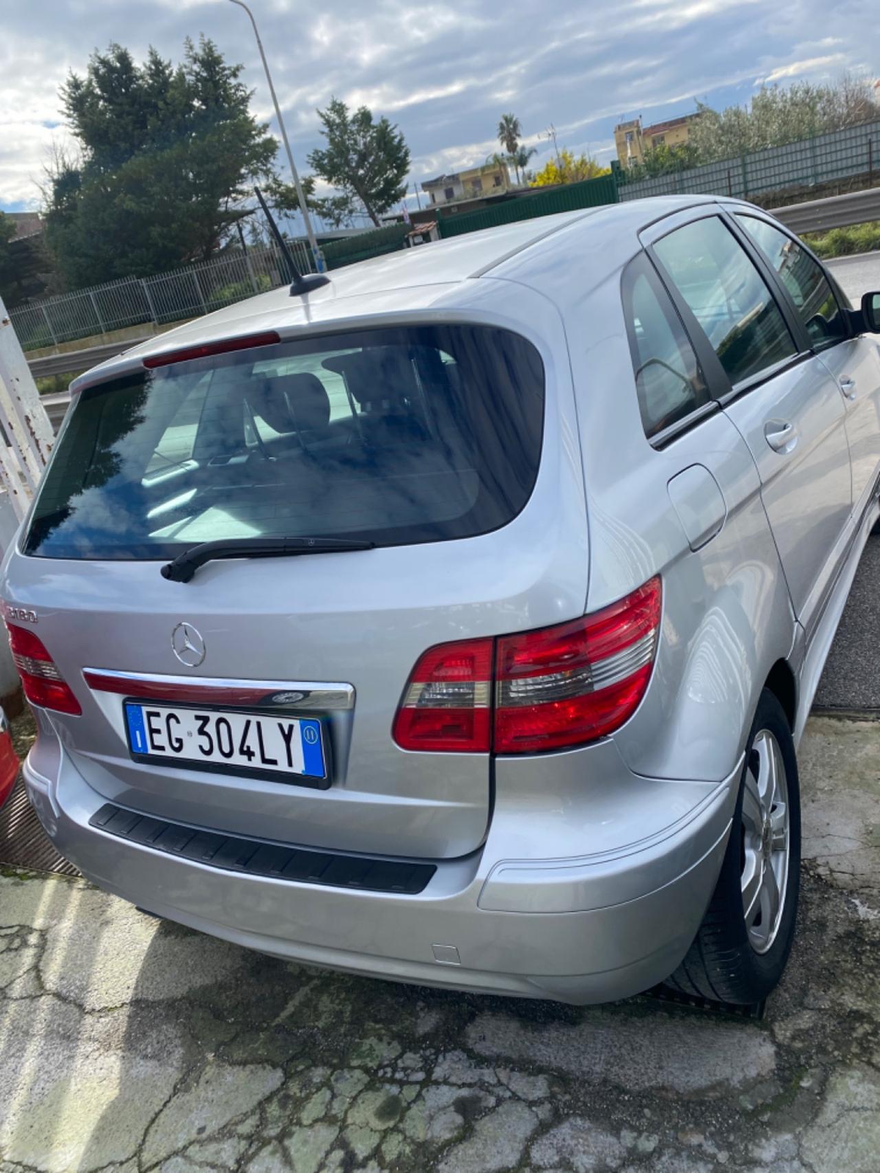 Mercedes-benz B 170 180 BlueEFFICIENCY Executive