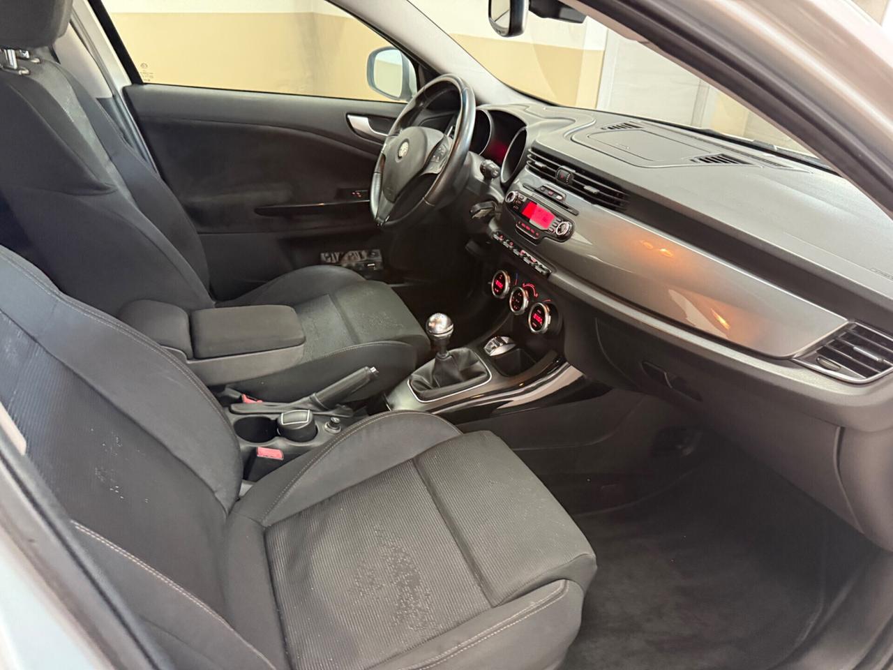 Alfa Romeo Giulietta 1.6 JTDm-2 105 CV Distinctive