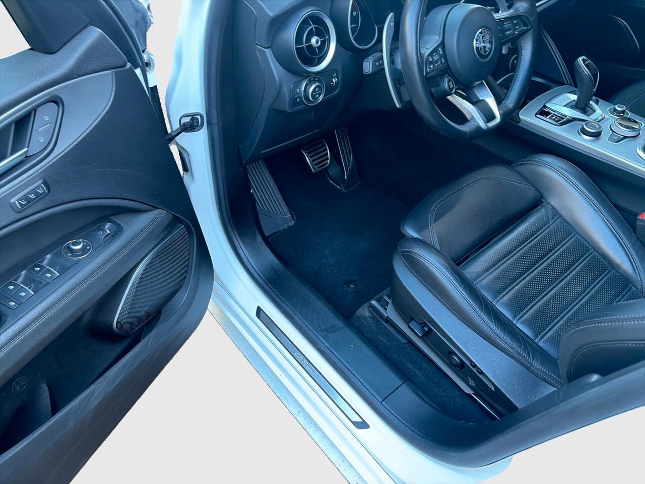 Alfa Romeo Stelvio 2.2 Turbodiesel 210 CV AT8 Q4 Veloce