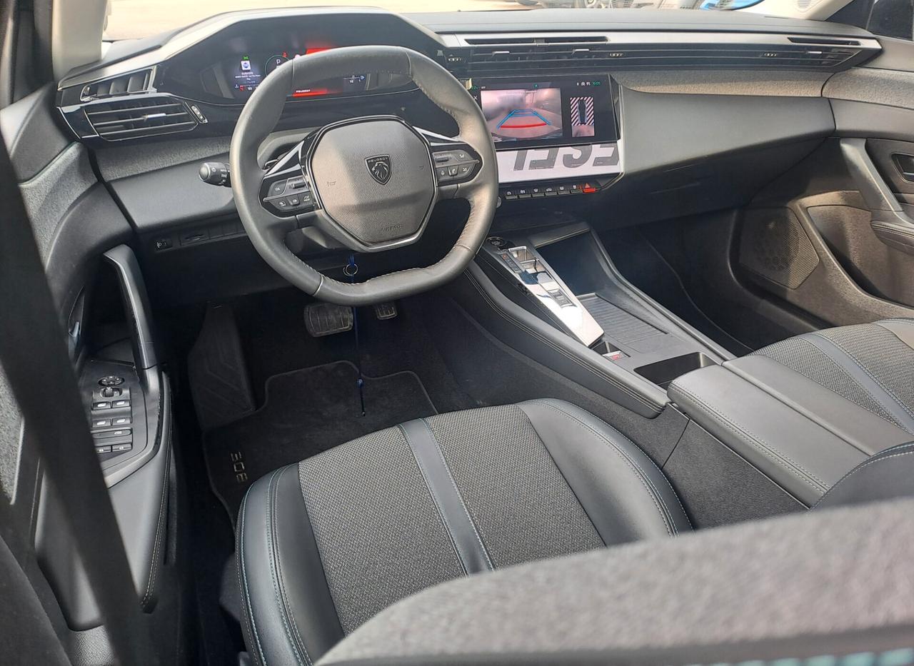 Peugeot 308 BlueHDi 130 EAT8 Allure Pack 2022