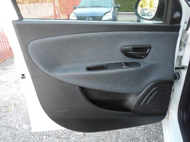 LANCIA Ypsilon 1.0 FireFly 5p. S&S Hybrid -Ok NEOPAT.- "36000 Km"