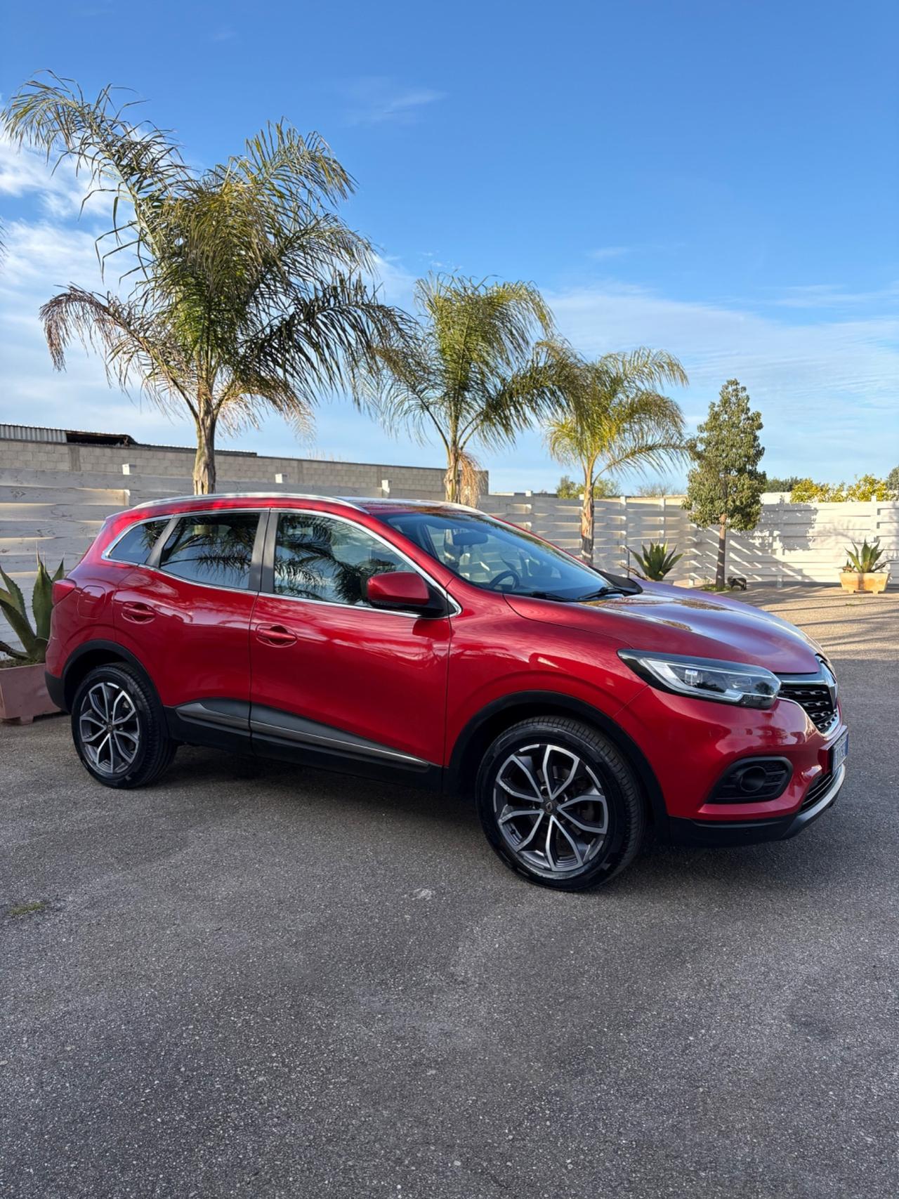 Renault KADJAR 1.5 diesel IN PERFETTE CONDIZIONI PRONTA CONSEGNA