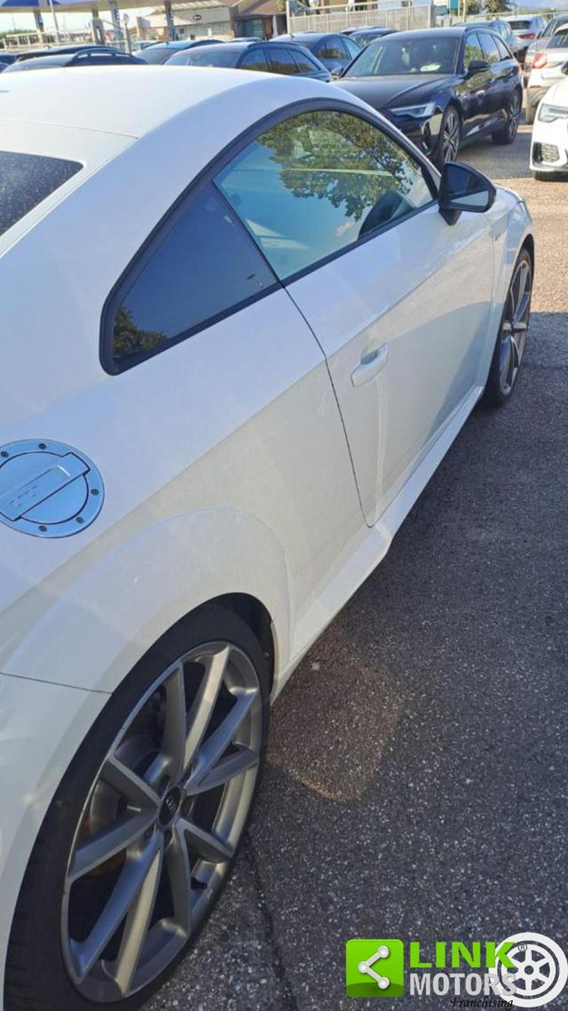 AUDI TT Coupé 1.8 TFSI Design