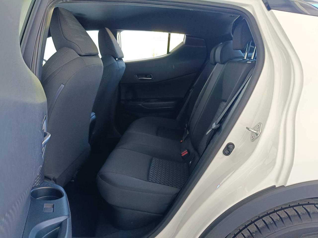 TOYOTA C-HR 1.8H ACTIVE MY21
