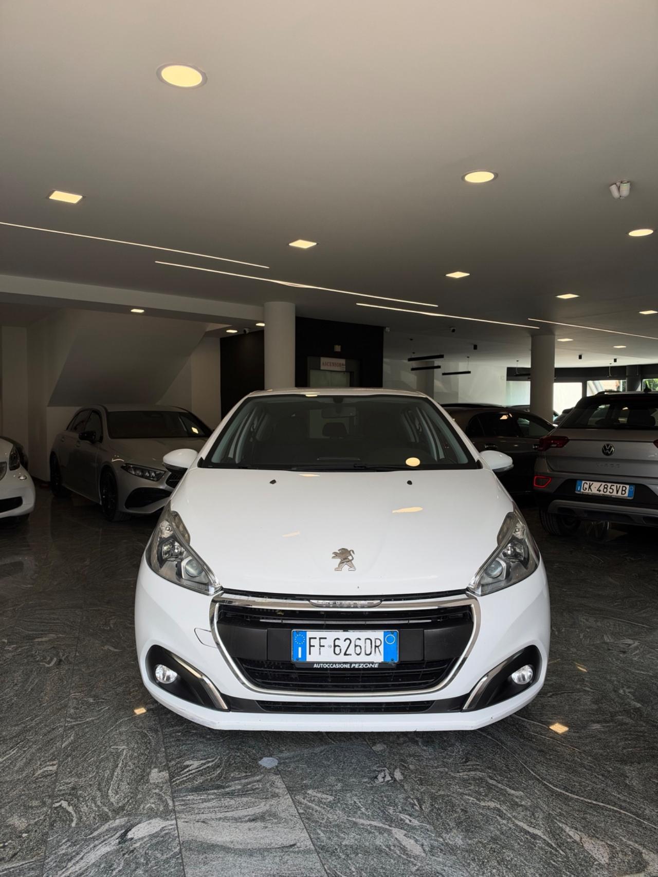 Peugeot 208 BlueHDi 75 5 porte Allure