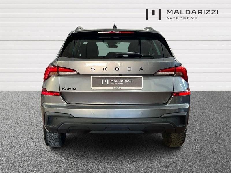 Skoda Kamiq 2024 1.0 tsi Black Dots 115cv