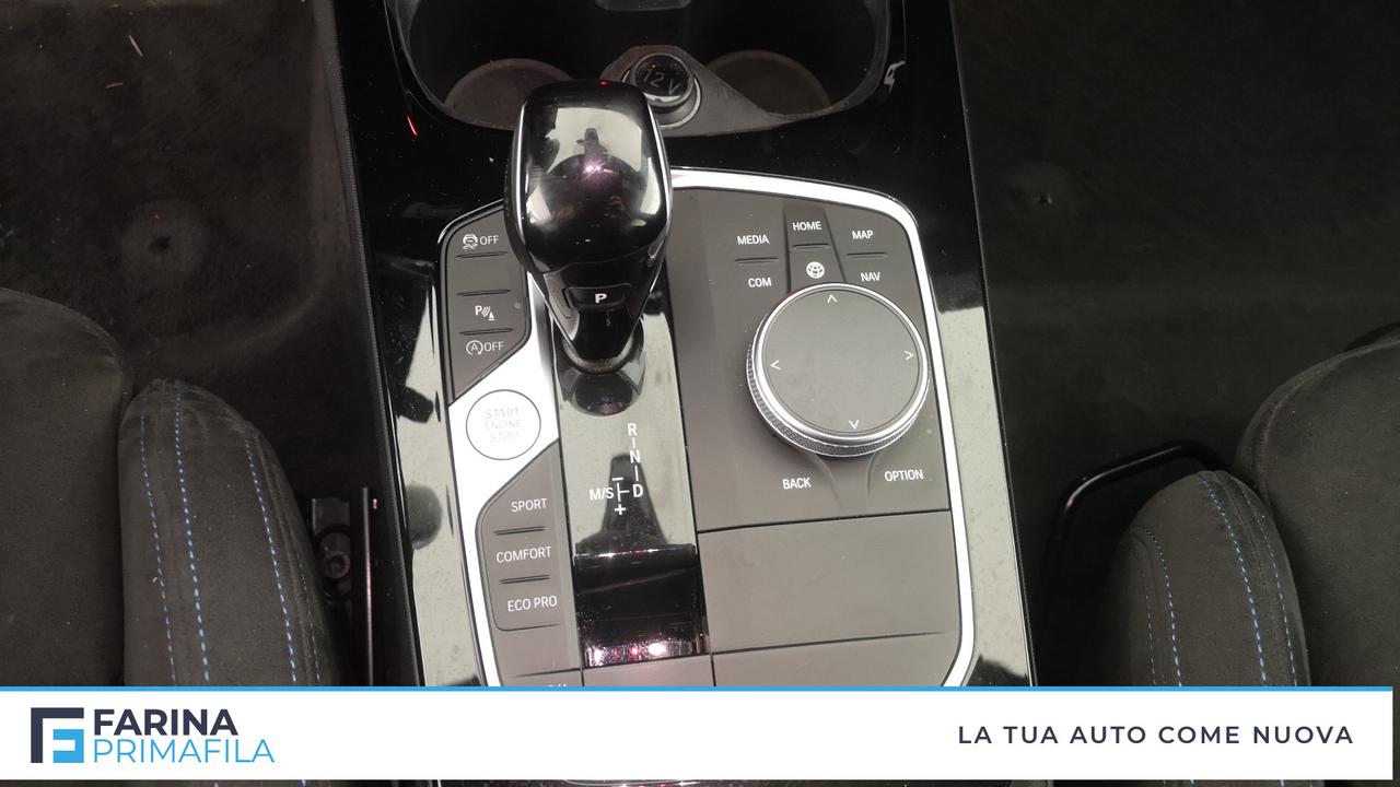 BMW Serie 1 F40 - M 135i xdrive auto