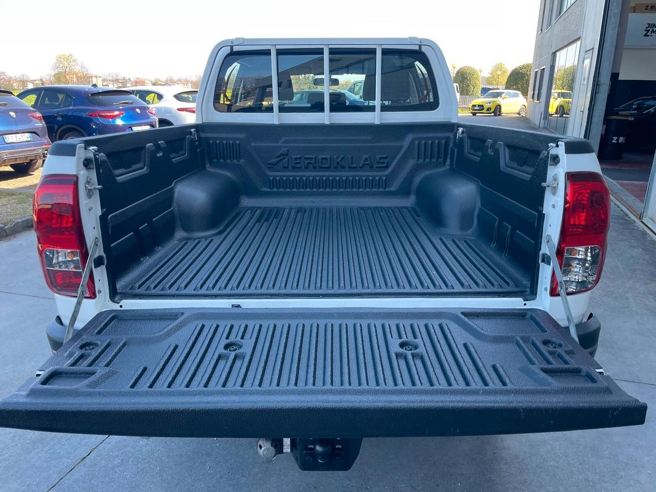 Toyota Hilux 2.4 D-4D 4WD 4 porte Double Cab Comfort