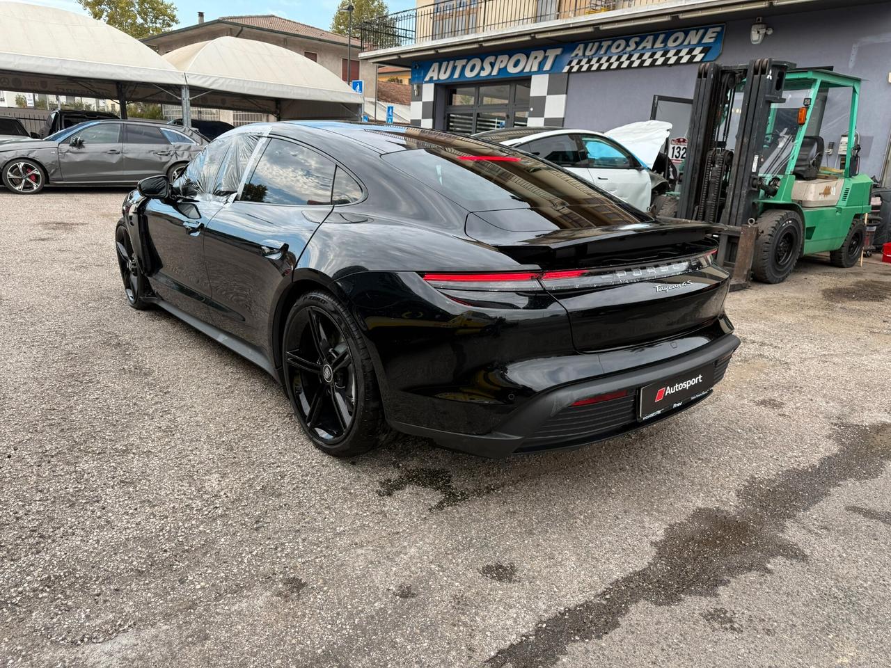 Porsche Taycan 4S Performance 489 CV ! INCIDENTATA NO START