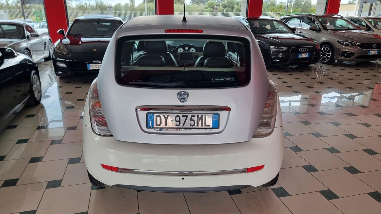 Lancia Ypsilon 1.4 E-Collection Ecochic GPL