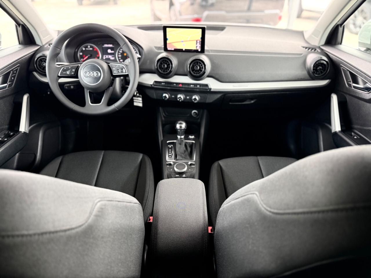 AUDIQ2 1.6 TDI S tronic *NAVI