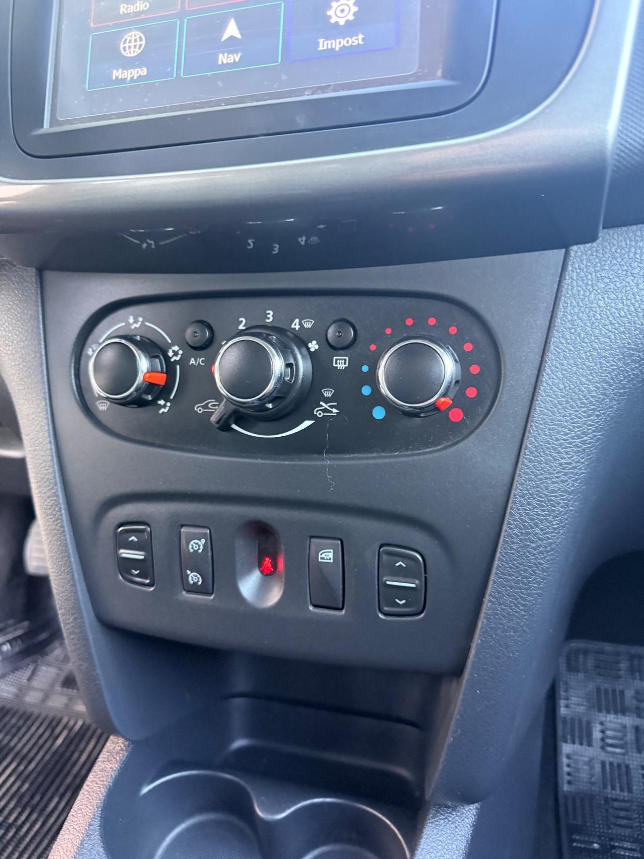 Dacia Sandero 1.2 BENZINA 2016 X NEO PATENTATI, 5 PORTE, CON NAVI,BLUETOOTH,CLIMA,KM CERTIFICATI