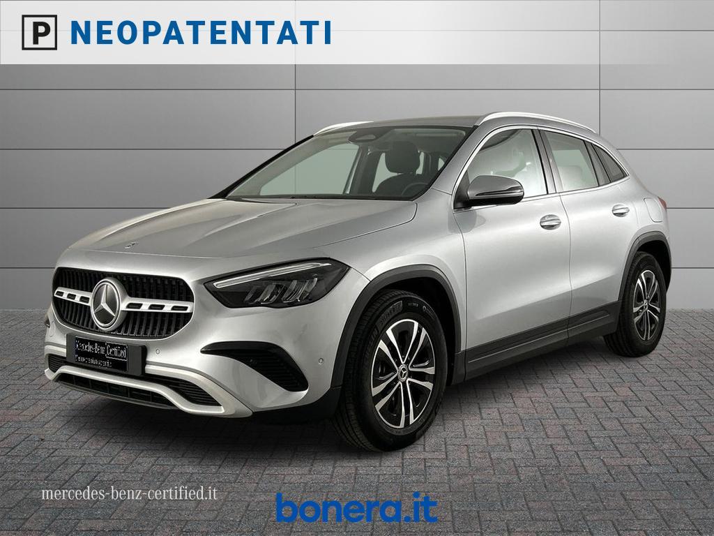 Mercedes GLA 180 180 D Advanced 8G-DCT