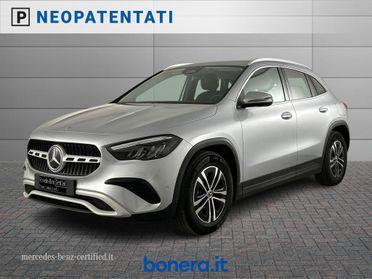 Mercedes GLA 180 180 D Advanced 8G-DCT