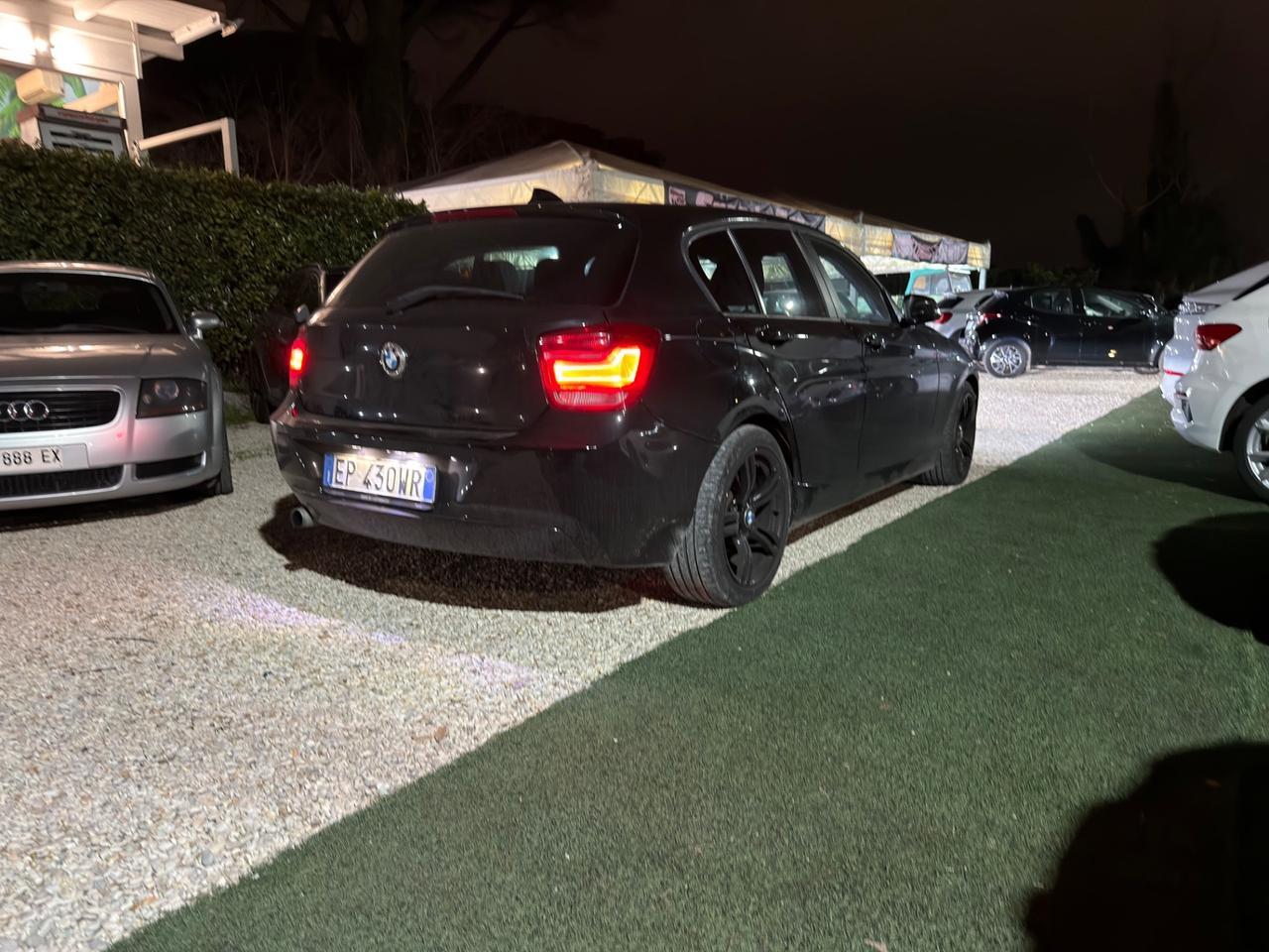 Bmw 116 116d 5p. Urban