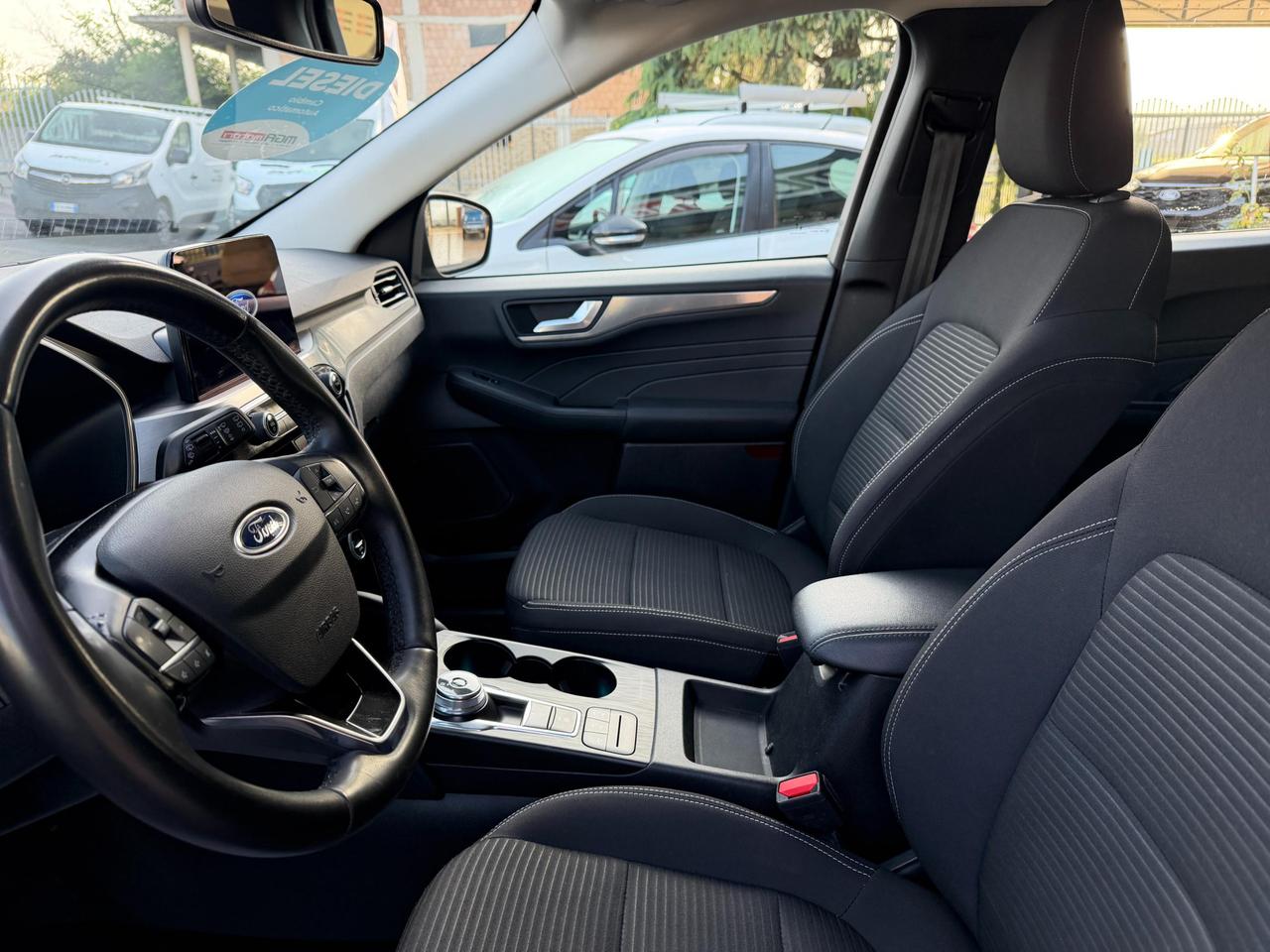 Ford Kuga 1.5 ecoblue Titanium Business 2wd 120cv auto