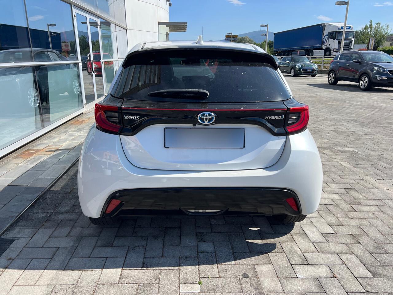 Toyota Yaris 1.5 Hybrid 5 porte Lounge