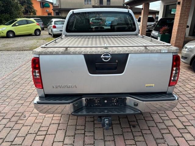Nissan Navara 2.5 dCi 190CV 4 porte Double Cab LE Automatik