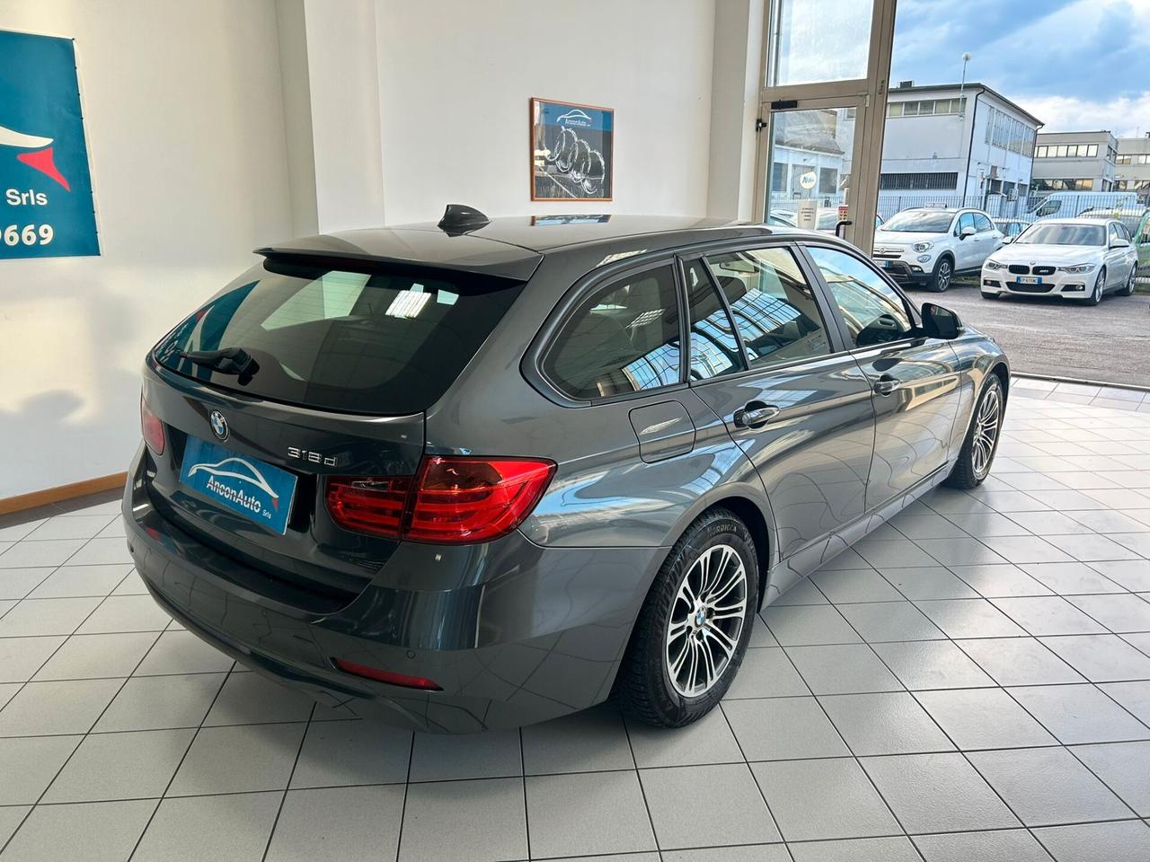 Bmw 318d 2.0 143CV 2013