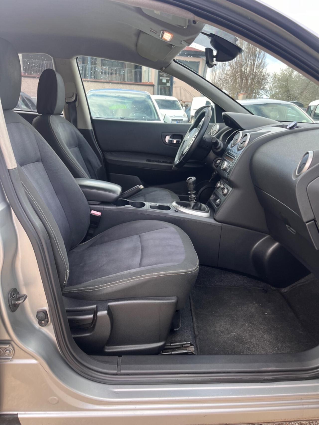 Nissan Qashqai 1.5 dCi PERFETTA SI NEOPATENTATI