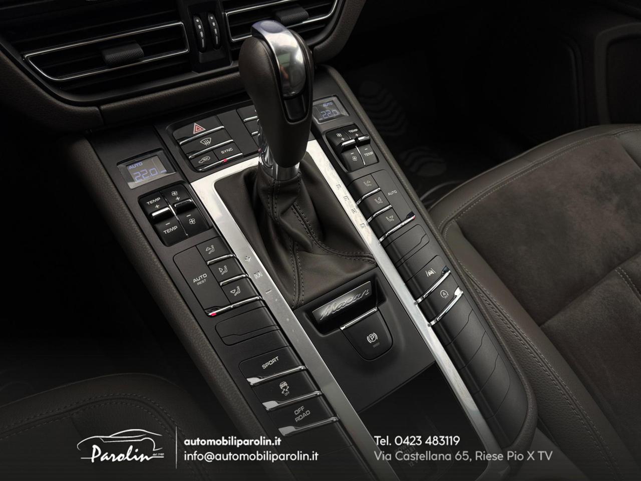 Porsche Macan 2.0 245cv pdk Tetto-Black pack