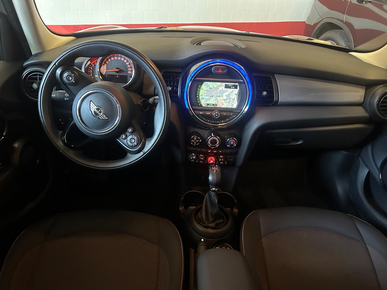 Mini 1.5 Cooper D5 PORTE BOOST AUTO LED
