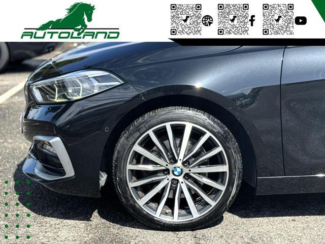 BMW 118 d 5p. Luxury150 CV Cerchio18"Pack Manutenzioni