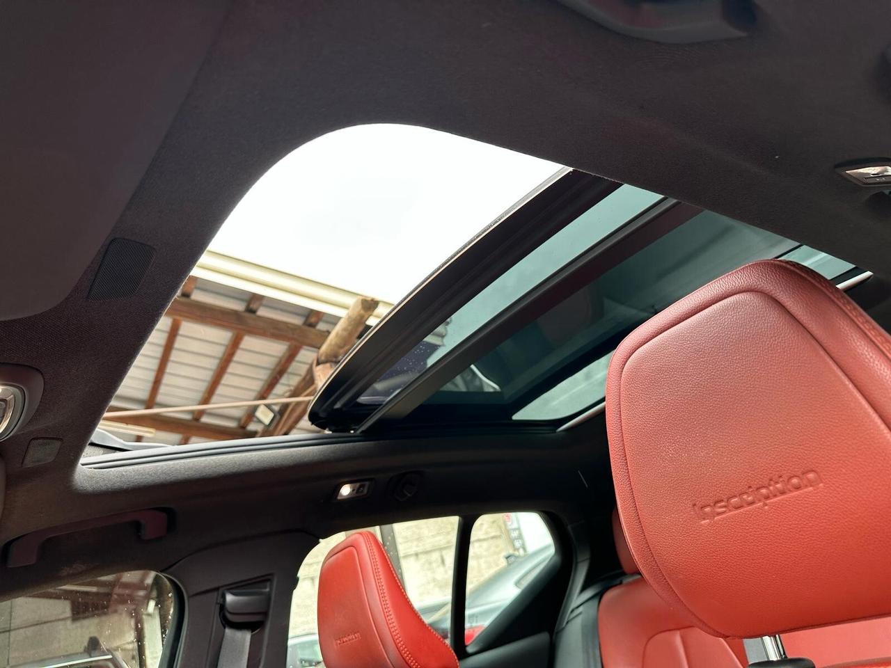 Volvo XC40 D3 Inscription AUTOCARRO