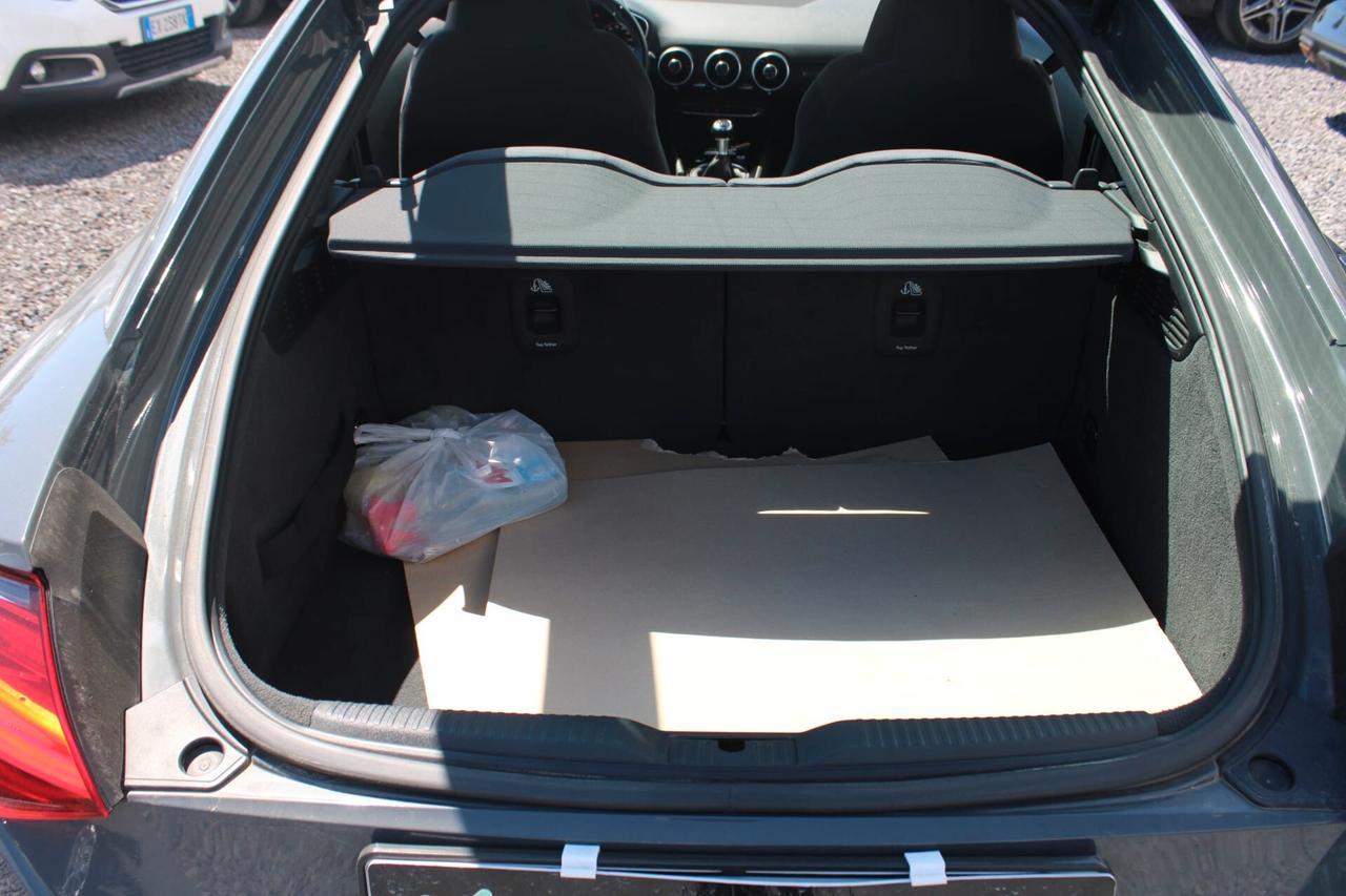 Audi TT Coupé 1.8 TFSI Design