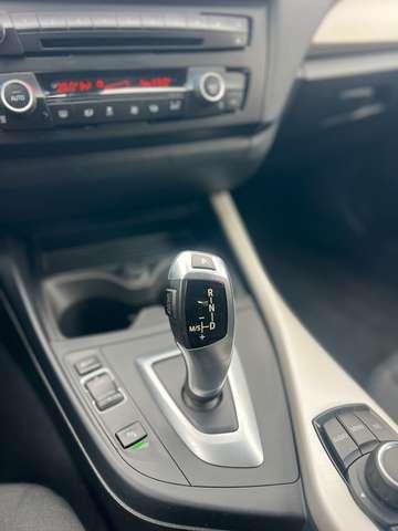 BMW 118 Serie 1 F/20-21 2014 118d 5p Unique