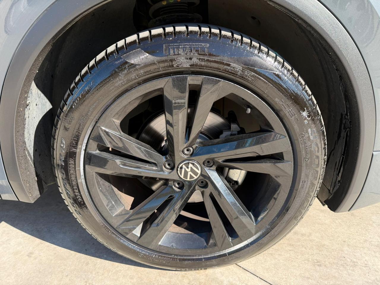 Volkswagen Tiguan 2.0 TDI 150 CV SCR DSG R-Line