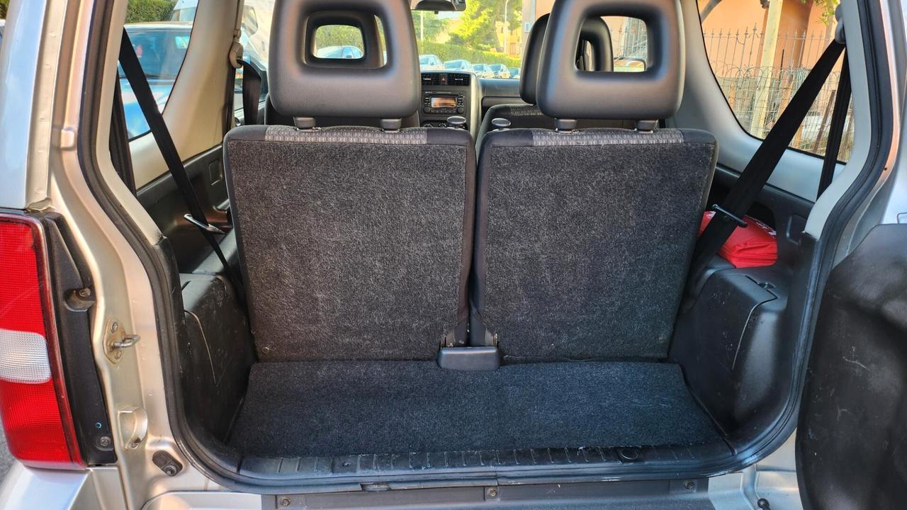Suzuki Jimny 1.3i 16V cat 4WD JLX